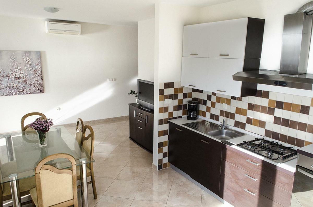 Mars Apartment Trogir Ngoại thất bức ảnh