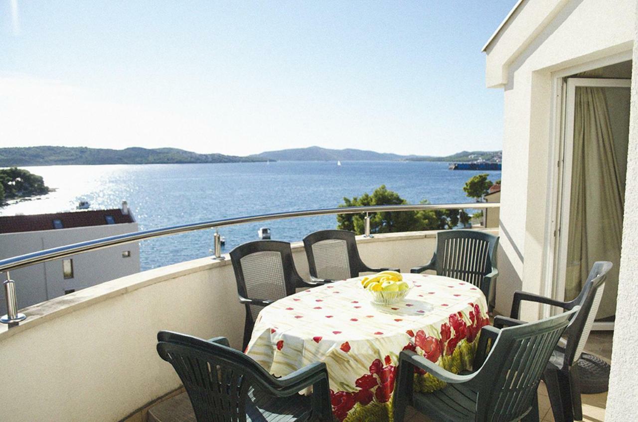Mars Apartment Trogir Ngoại thất bức ảnh